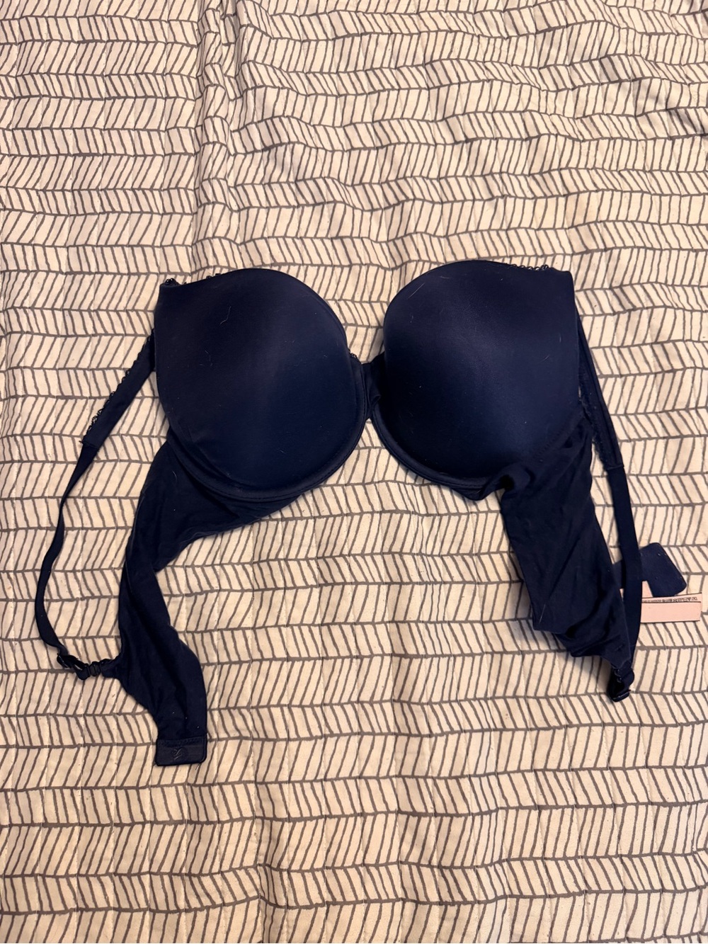 Body by Victoria, perfect shape, navy Size 38C